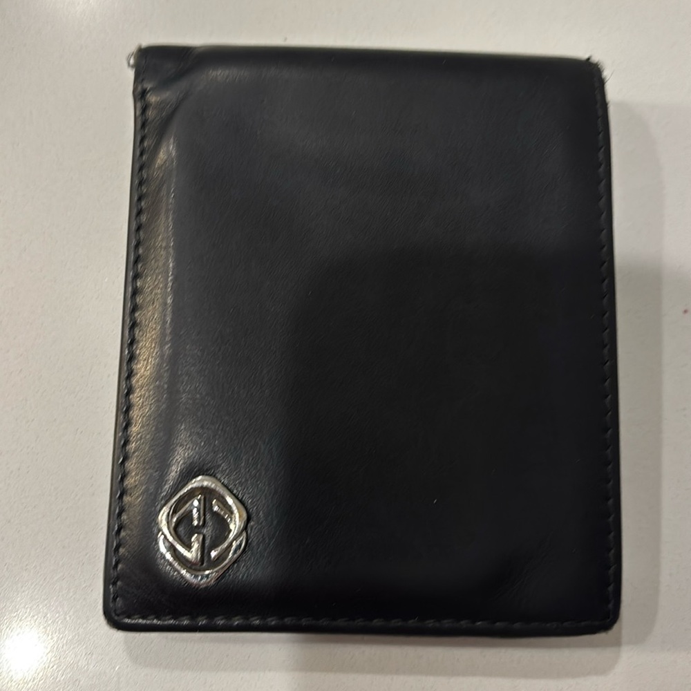 Gucci black bi fold wallet